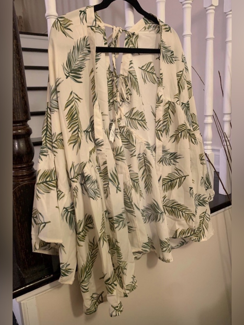 Lightweight White Palm-Print Kimono Jacket